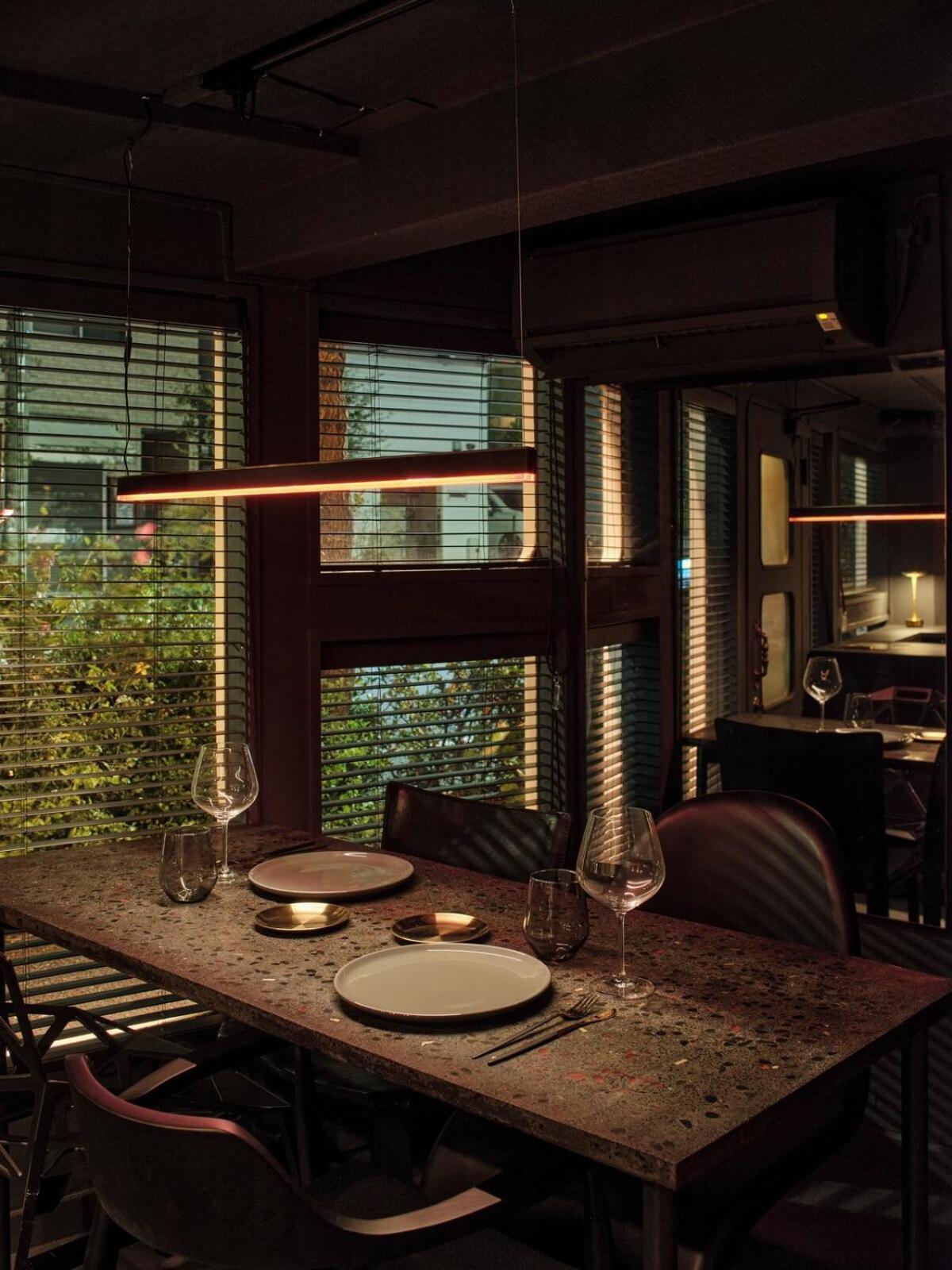 Vacation Renovated From A Small Hair Salon Appartement